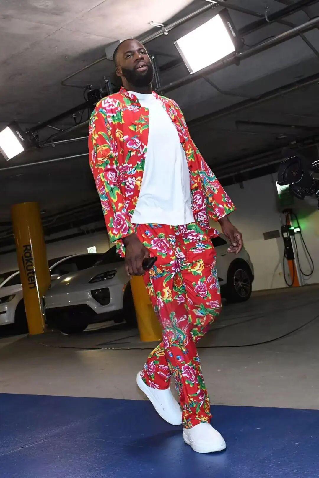 3分钟4失误！哈登替身首秀闹麻了…